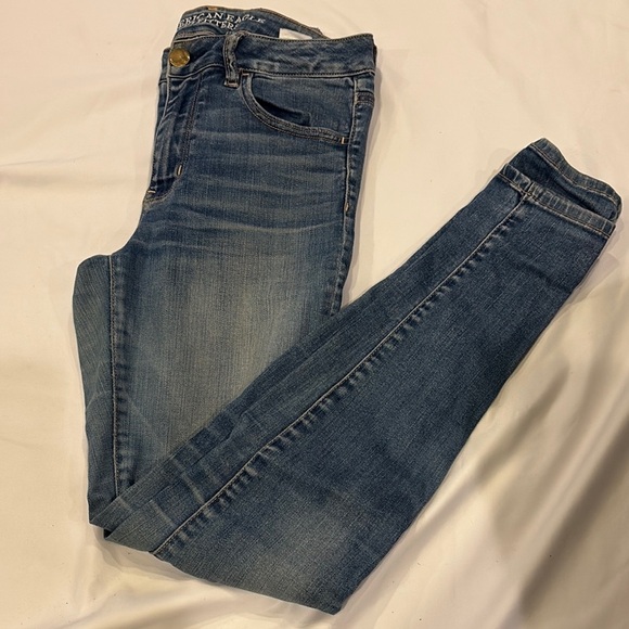 American Eagle Women's Blue Jeans - Picture 1 of 4